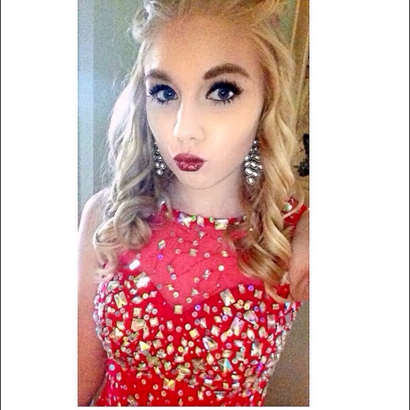 Meet your Posher, Savannah