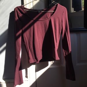 Long sleeve burgundy crop top