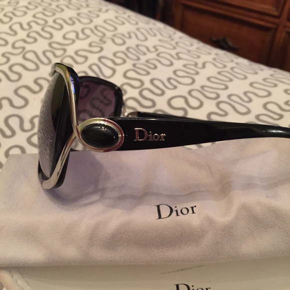 Authentic Dior  sunglasses - Picture 2 of 3