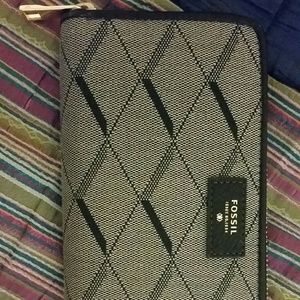 Fossil wallet