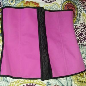 Waist trainer