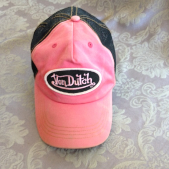 Von Dutch hat