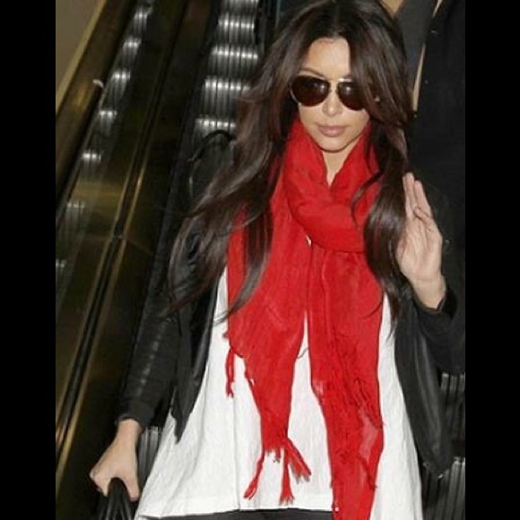 Love quotes linen scarf