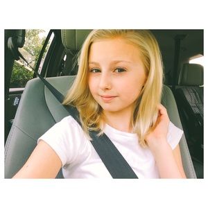 Meet your Posher, Addison