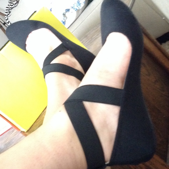 Black flats, ankle straps