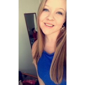 Meet your Posher, Christina
