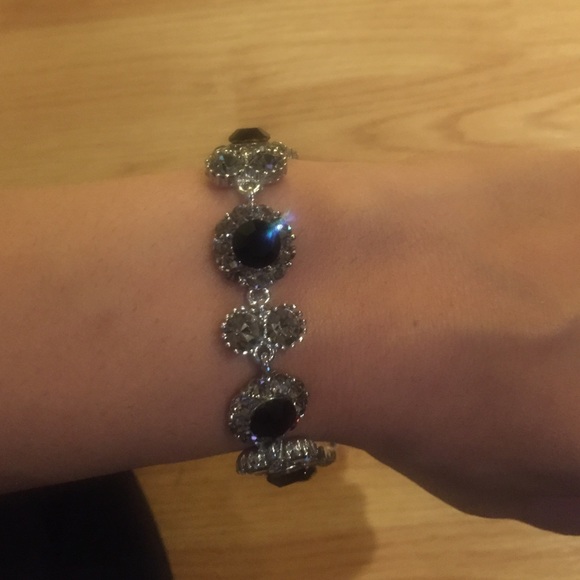 Beautiful bracelet - Picture 3 of 4