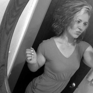 Meet your Posher, Courtney