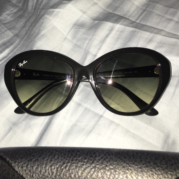 Ray Ban cat eye style sunglasses, great condition