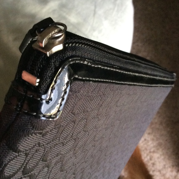Coach iPad pouch - Picture 3 of 3