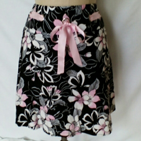 Pink Bowtie Shirt - Picture 1 of 4