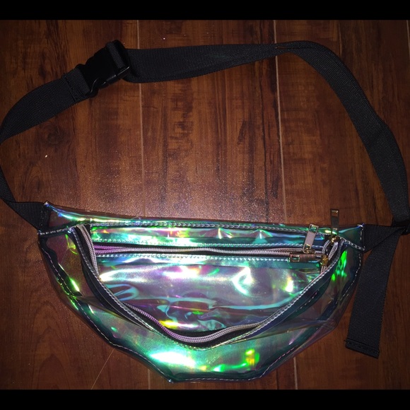 UNIF Accessories - Holographic clear fanny pack NWOT