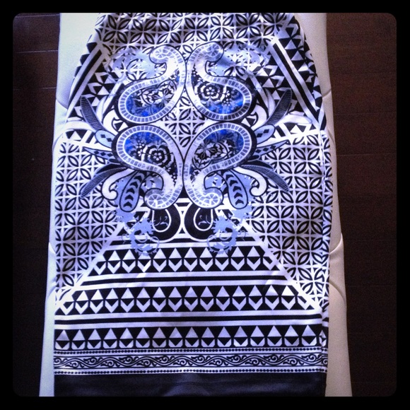 Francesca's Collection Paisley Pencil Skirt