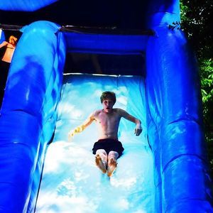 Meet your Posher, Eion