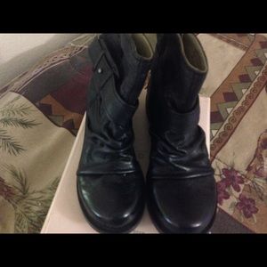 Nine West vintage fountain black ankle boot