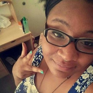 Meet your Posher, Jada