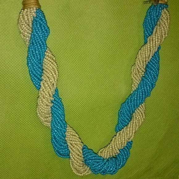 Twisted Taupe & Turquoise S tatement necklace - Picture 2 of 2