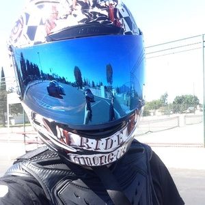 Meet your Posher, Dorian