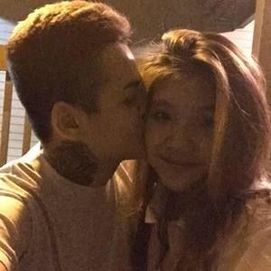 Meet your Posher, Huy