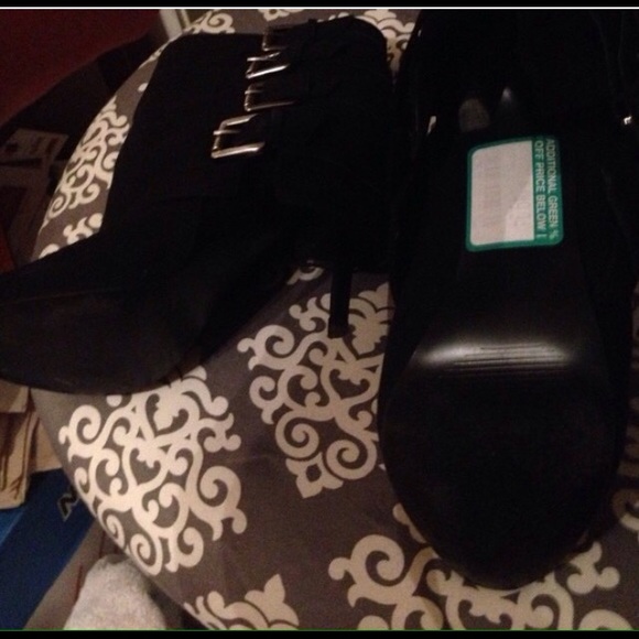 Guess Daylee bootie - Picture 4 of 4