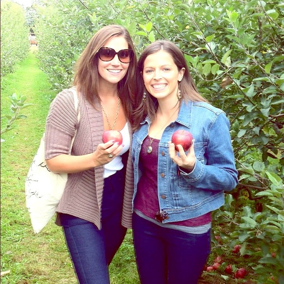 Kimchi Blue lacy plum tee shirt