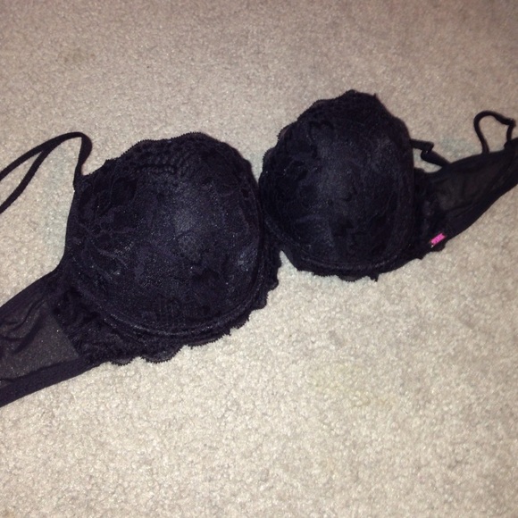 VS Pink Date Bra