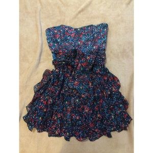 ⬇️❤️PRICE DROP❤️⬇ ️French Connection Party Dress