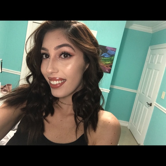 Meet your Posher, Jaylin - Picture 6 of 8