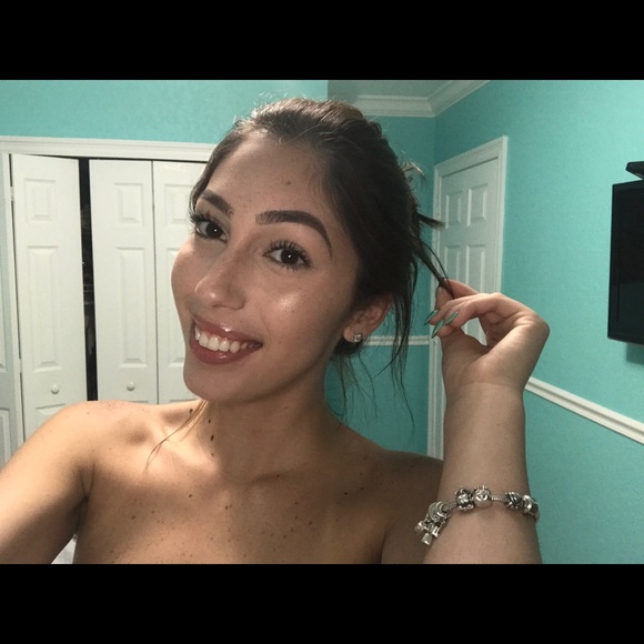 Meet your Posher, Jaylin - Picture 7 of 8