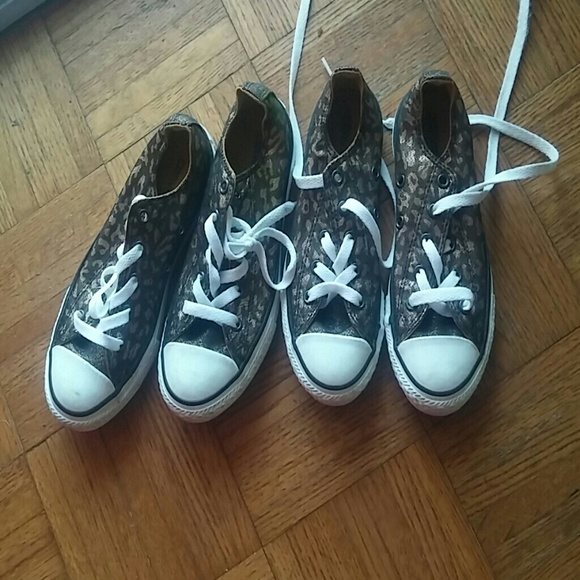Cheetah print kids chucks (girls)