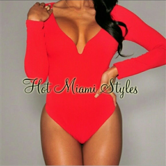 ON  HOLD FOR @leya_mua Red Back Bodysuit