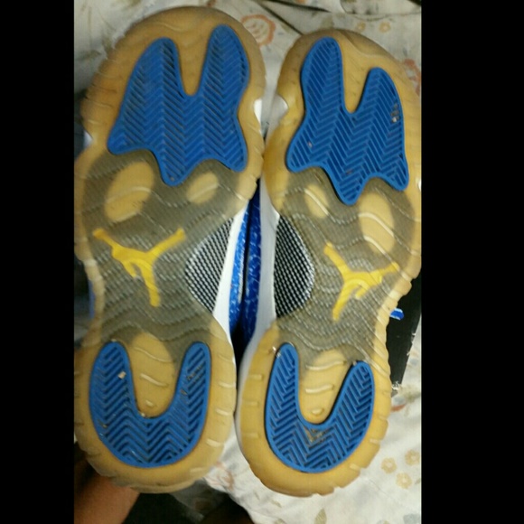 🔴🔴🔴SOLD🔴🔴🔴RETRO 11 LOW - Picture 4 of 4