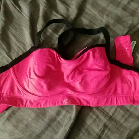 Victoria secret sports bra size 34B lightly used