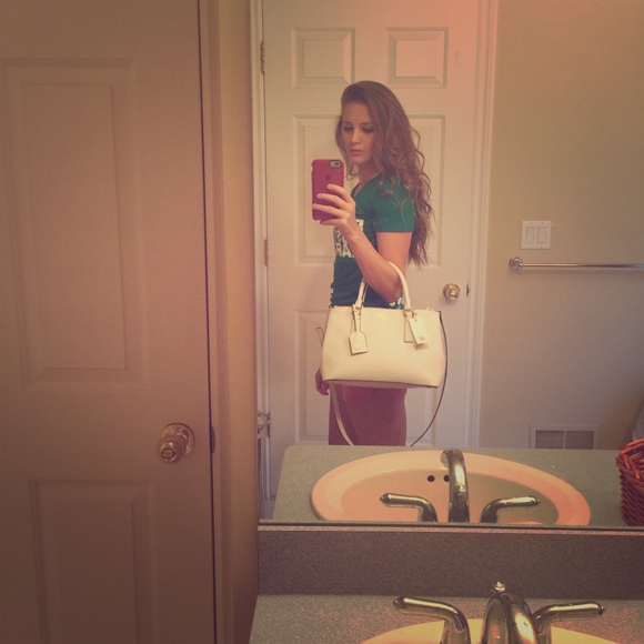 MORE PICS of my White Tory burch Robinson