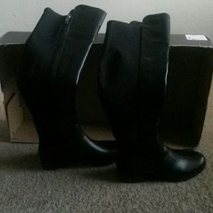 Knee high boots 🔥