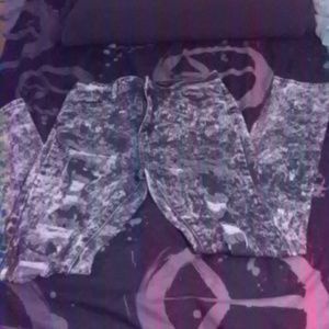 Ripped Skinny Leg Jeans