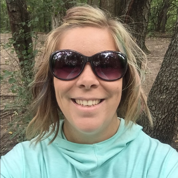 Meet your Posher, Crystal - Picture 1 of 1