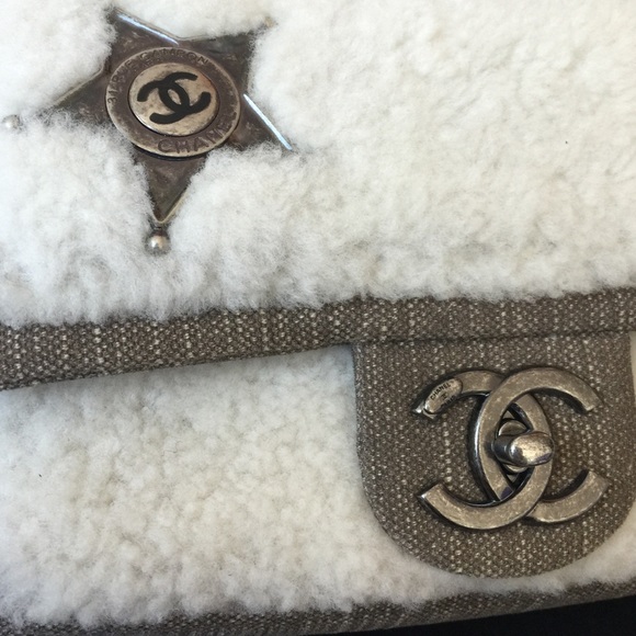 🎉🎉SOLD🎉🎉🎉Chanel shearling flap bag - Picture 3 of 4