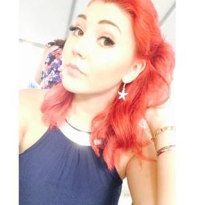 Meet your Posher, Claudia