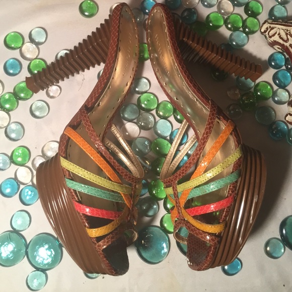 BCBGIRLS Heel Sandals - Picture 3 of 4