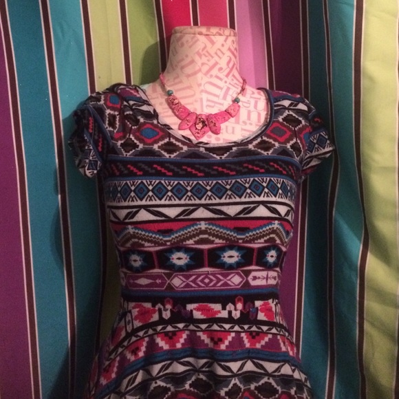 Dress - Picture 2 of 2