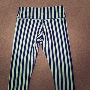 Lulu lemon wunder unders