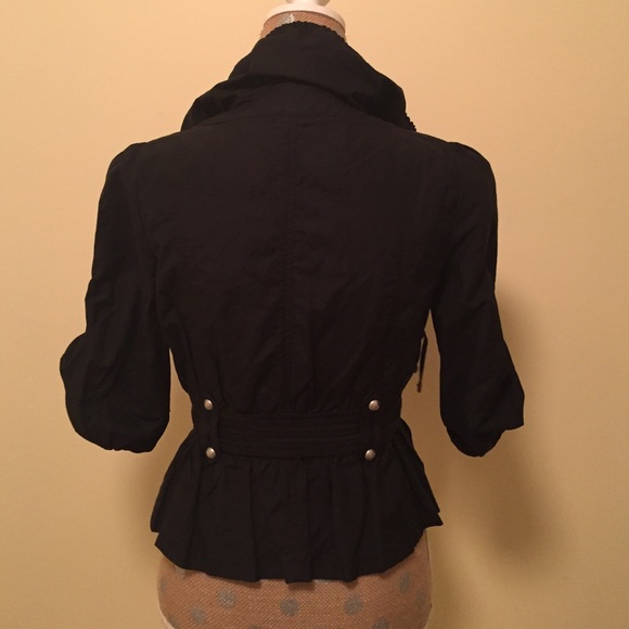 Arden B Chic Jacket - Picture 2 of 4