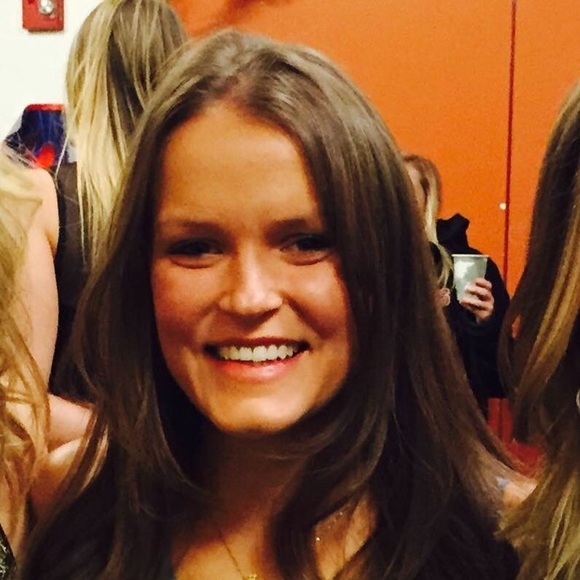 Meet your Posher, Hannah - Picture 1 of 1