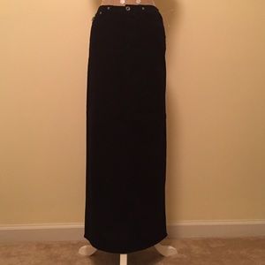 Long Bongo Skirt with Pockets