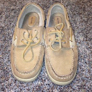 Maui Island boat shoes