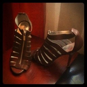 Jessica Simpsons brown leather gladiator heels