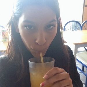 Meet your Posher, Joy