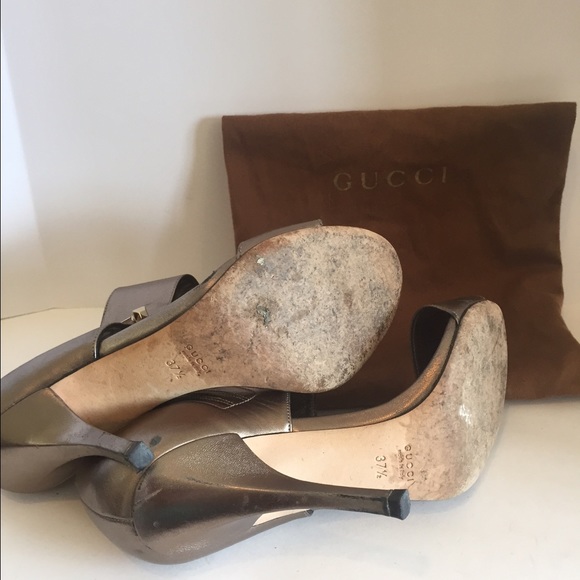 Gucci Champagne Metallic Ankle Strap Heels - HP - Picture 3 of 5