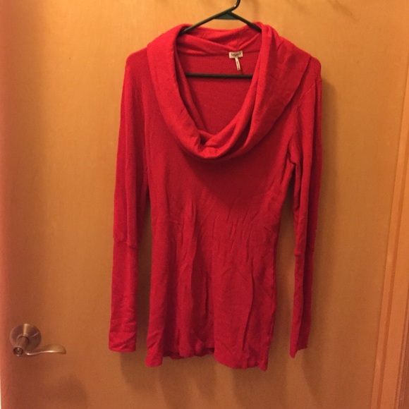 Cowl neck ribbed top